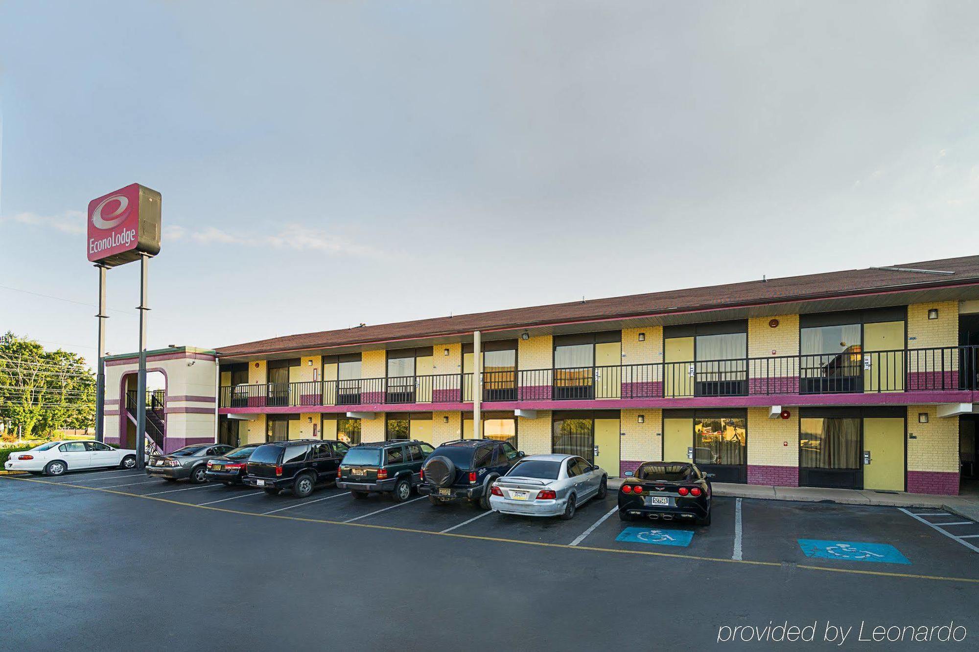 Travel Inn New Castle Airport Exterior photo